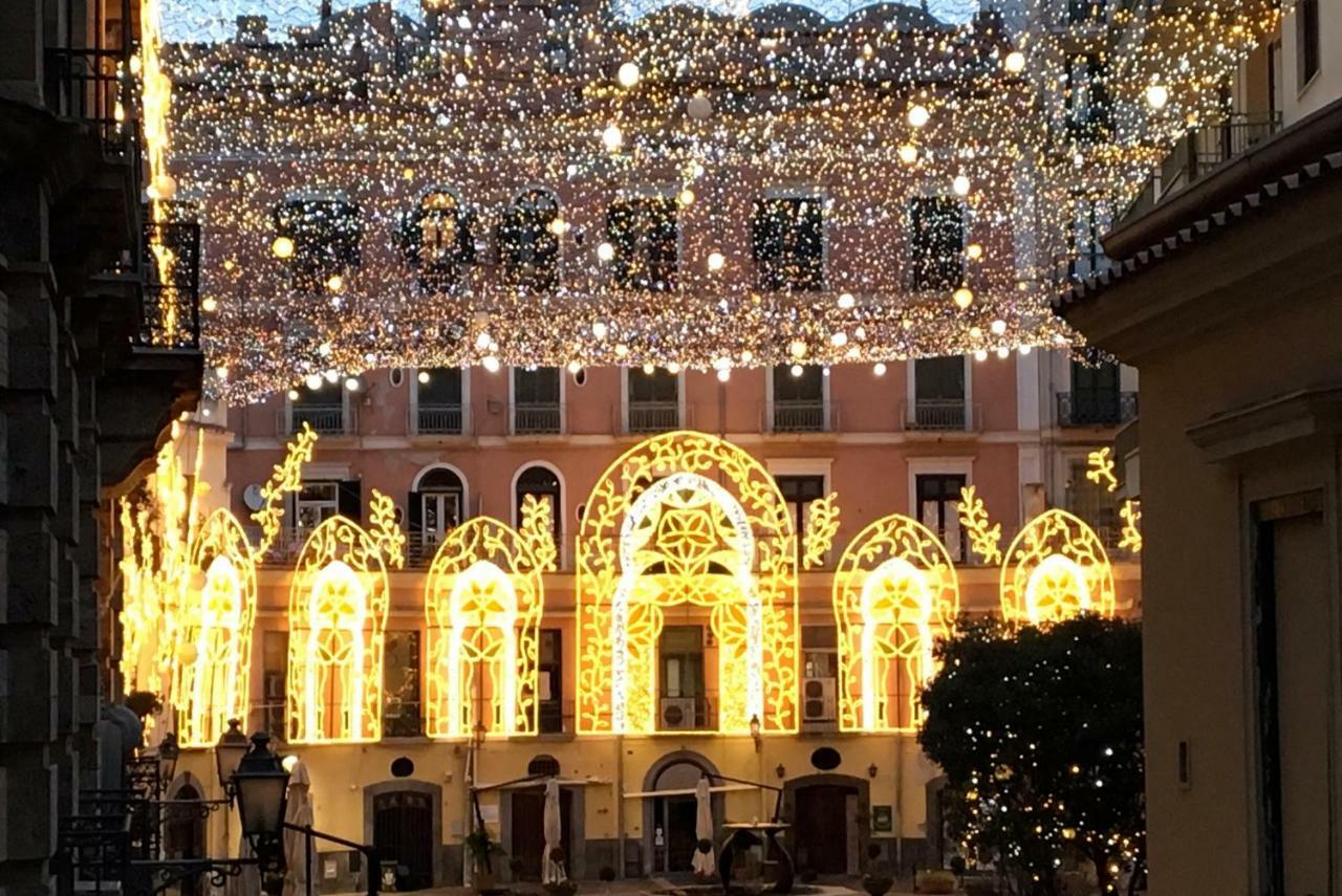 A Casa Di Adri Appartement Salerno Buitenkant foto