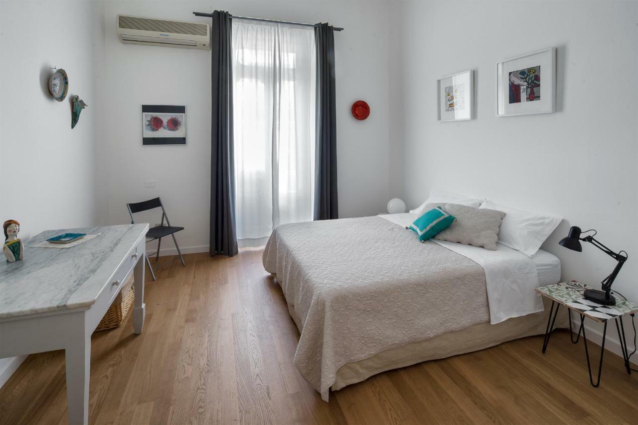 A Casa Di Adri Appartement Salerno Buitenkant foto
