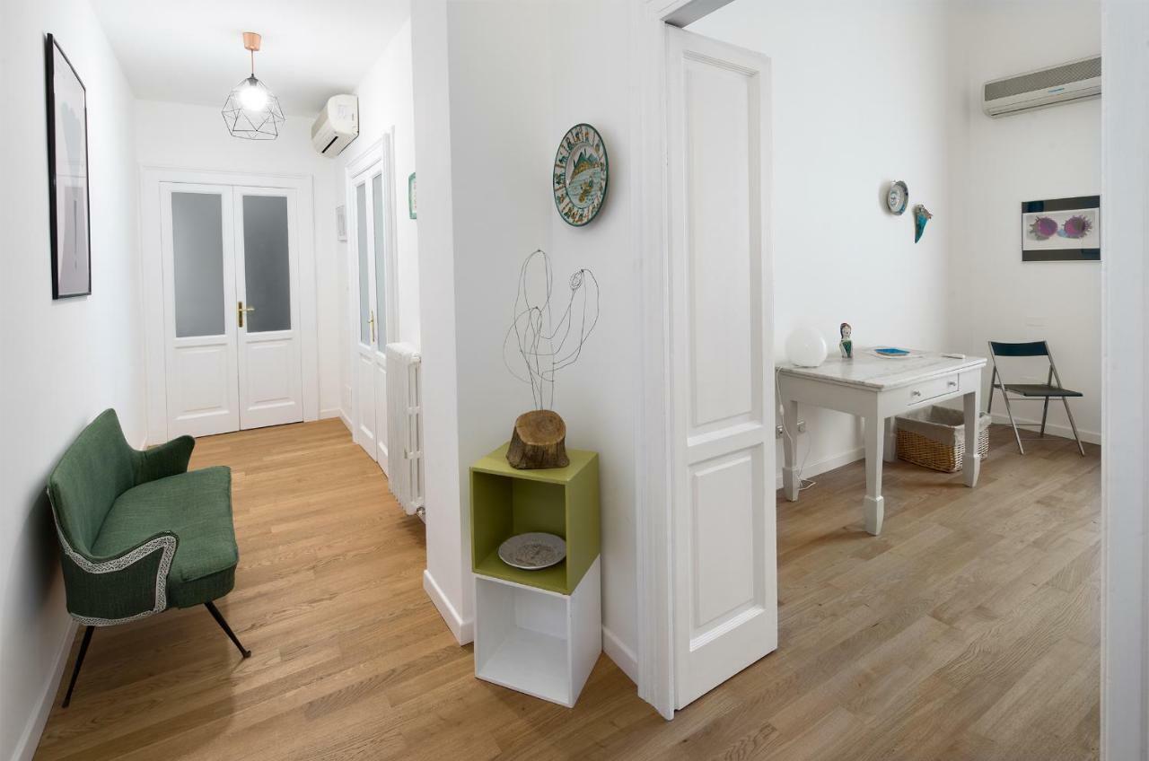 A Casa Di Adri Appartement Salerno Buitenkant foto